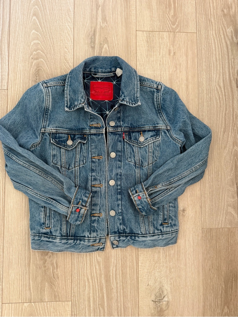 Levi's Red Label Blue Denim Trucker Jacket With Cool Lining